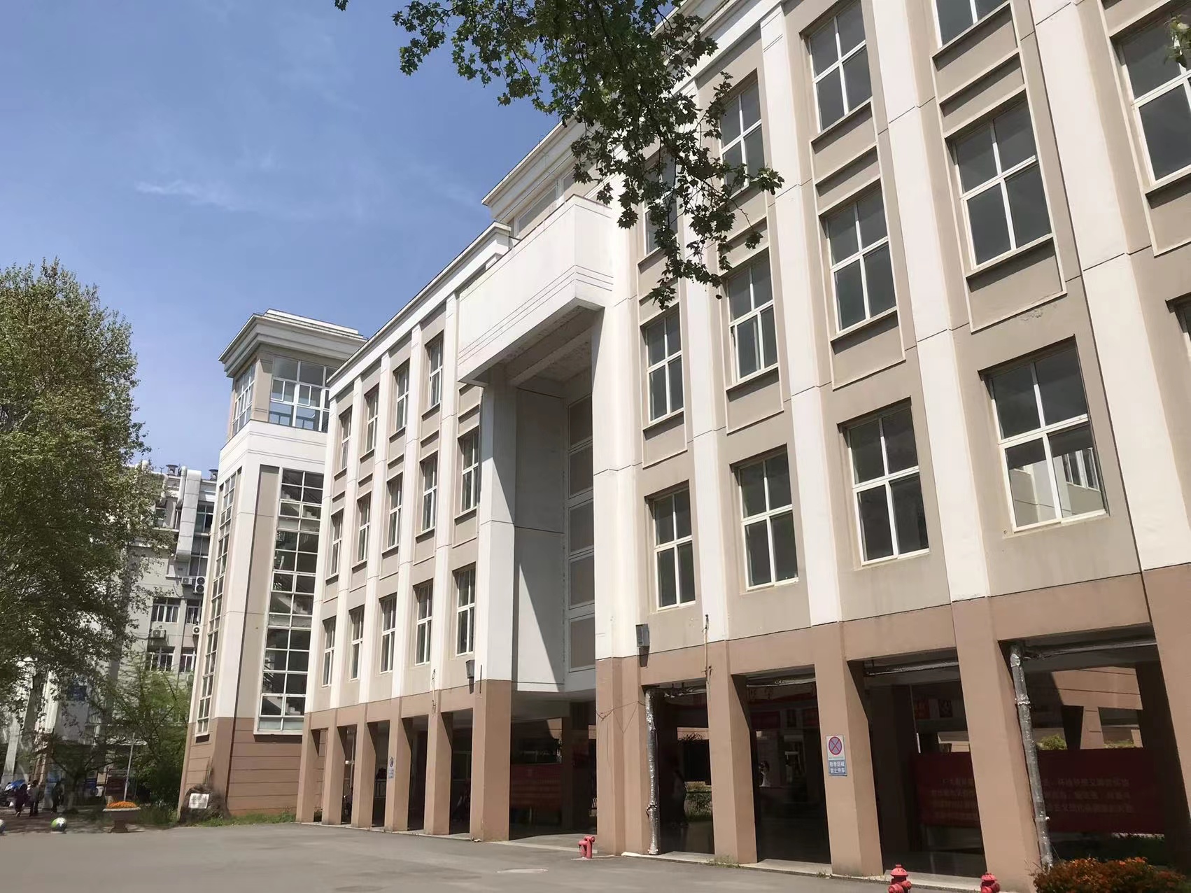 校园美景 校园美景